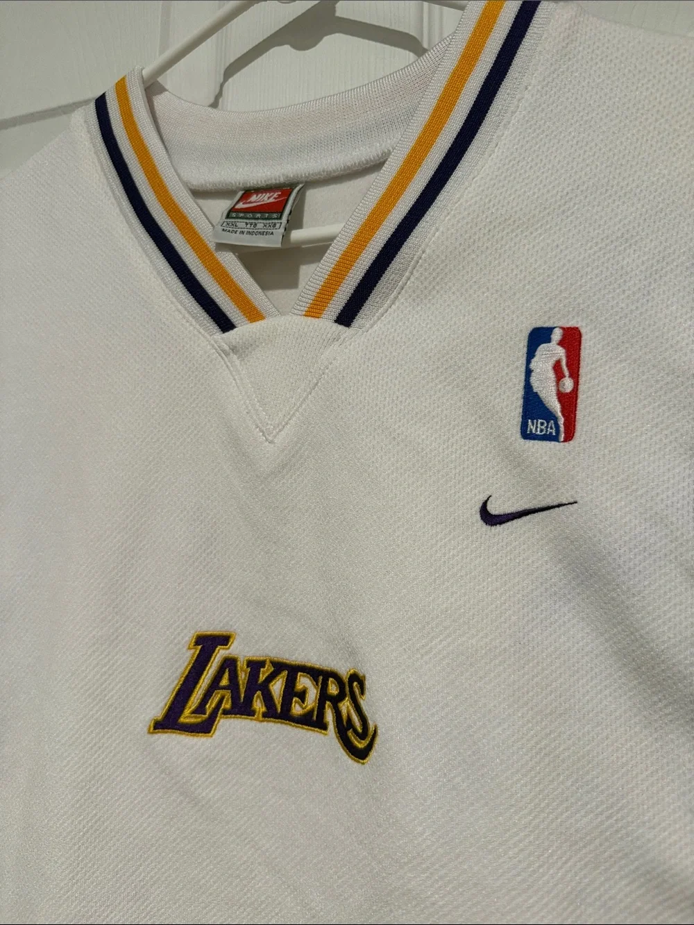 Vintage Nike Los Angeles Lakers Basketball Jersey XXL